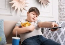 Obezite Anne Babadan Geçebiliyor