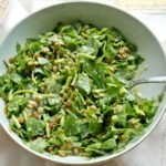 Sofranızdan Yeşili Eksik Etmeyin: Mercimekli Semizotu Salatası Tarifi